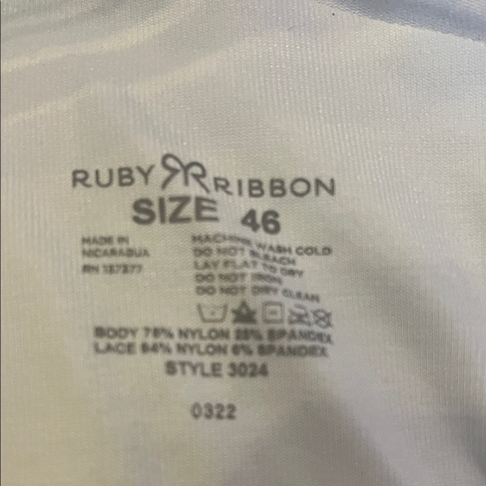 Ruby Ribbon White Lace Cami - Picture 2 of 2